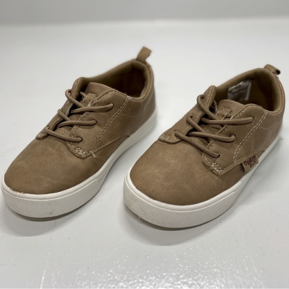 OshKosh B'gosh Other - OshKosh B’gosh Putney Toddler Boys Tan Sneakers Size 8M
